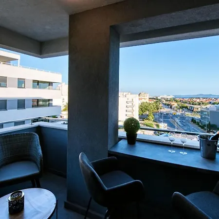Апартаменты Penthouse Luxury