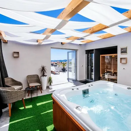 Penthouse Luxury *