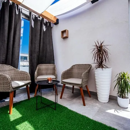 Апартаменты Penthouse Luxury