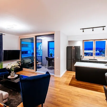 Апартаменты Penthouse Luxury *