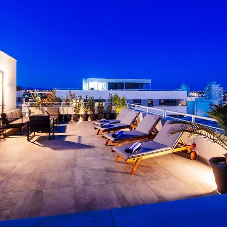 Penthouse Luxury Апартаменты *